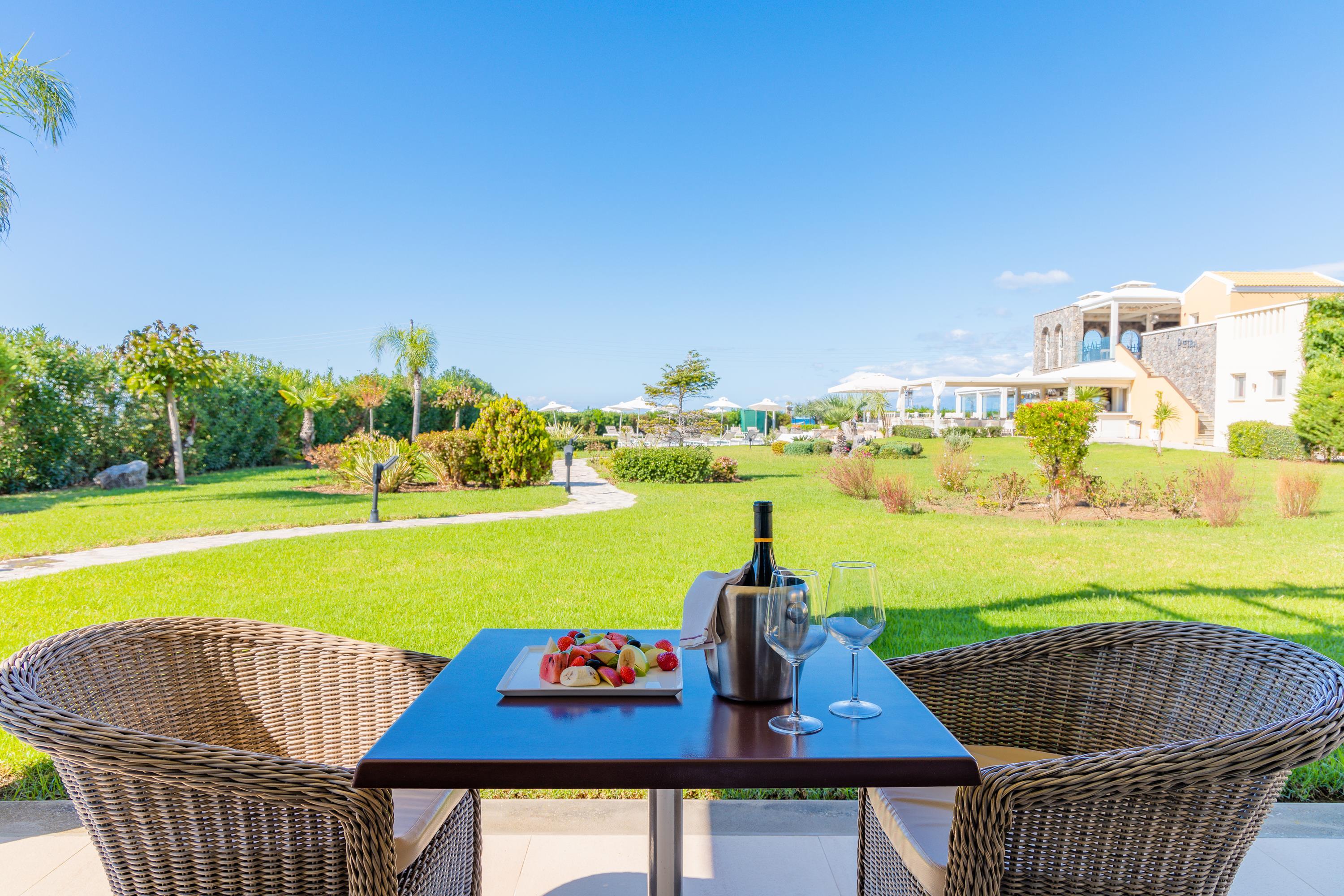 Restia Suites Exclusive Resort (Adults Only) 阿查拉维 外观 照片